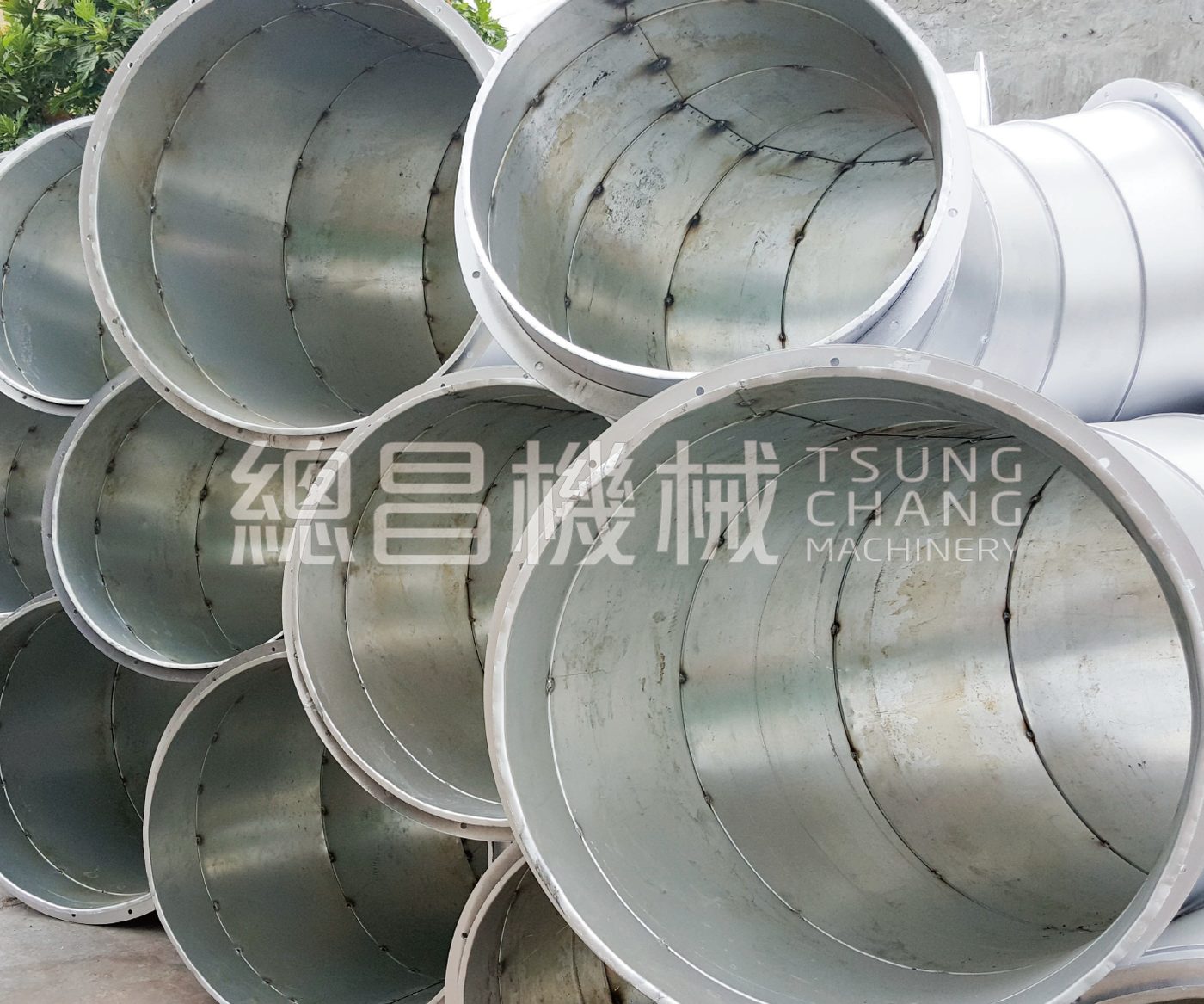 TSUNG CHANG spiral duct fittings in production